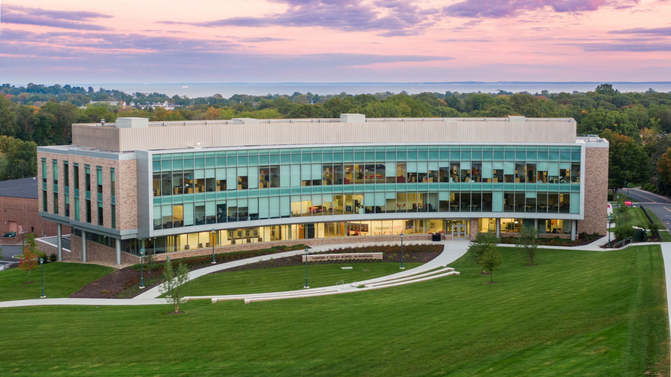 Fairfield University Dolan School of Business 
