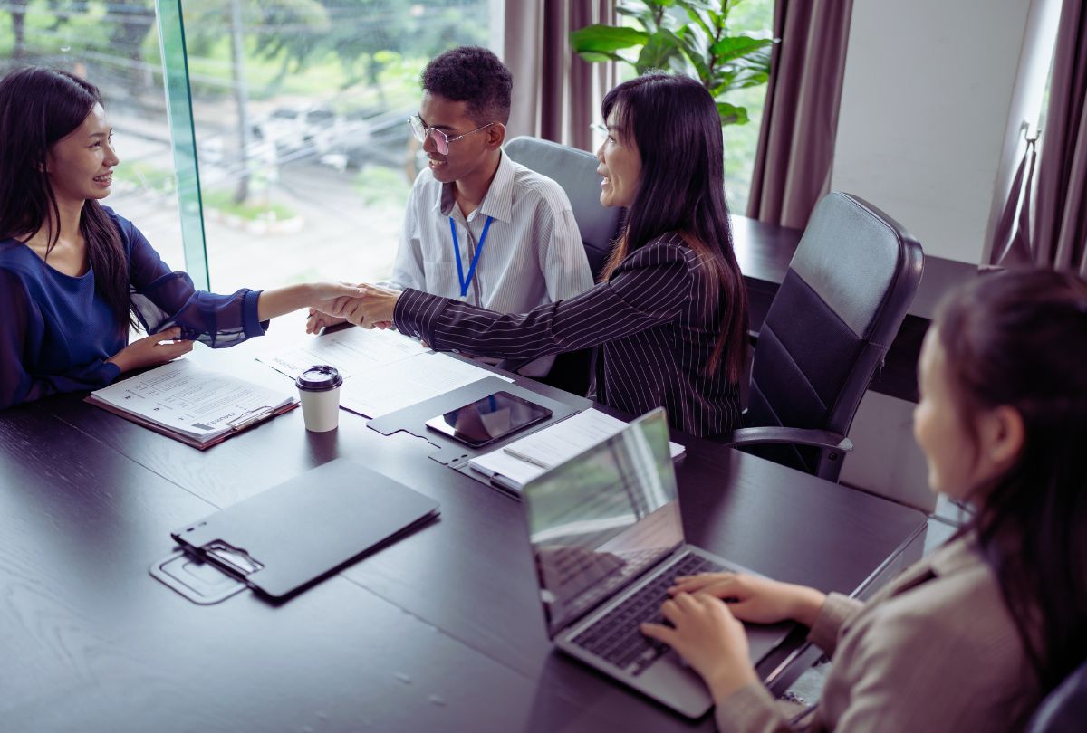 Storytelling across cultures: Building authentic professional narratives